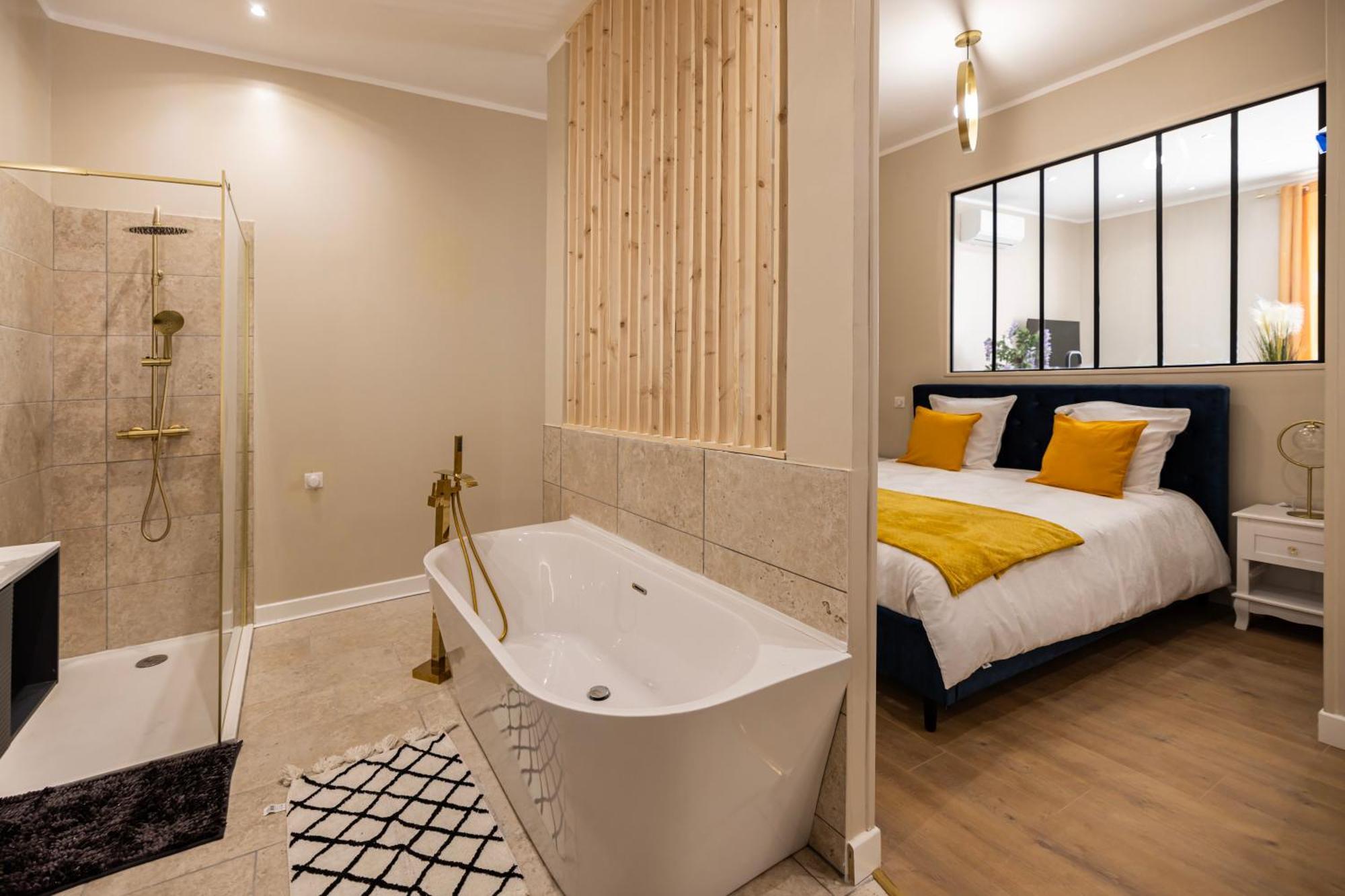 Suite De Prestige Le Diamant - 55M2 Perigueux Luaran gambar